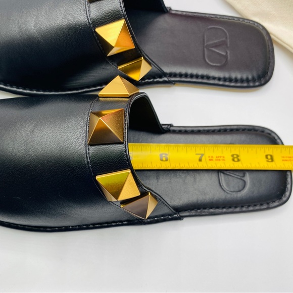 Valentino Garavani Women’s Roman Stud Black Leather Slides Size 37 NWB Authentic - Picture 8 of 8